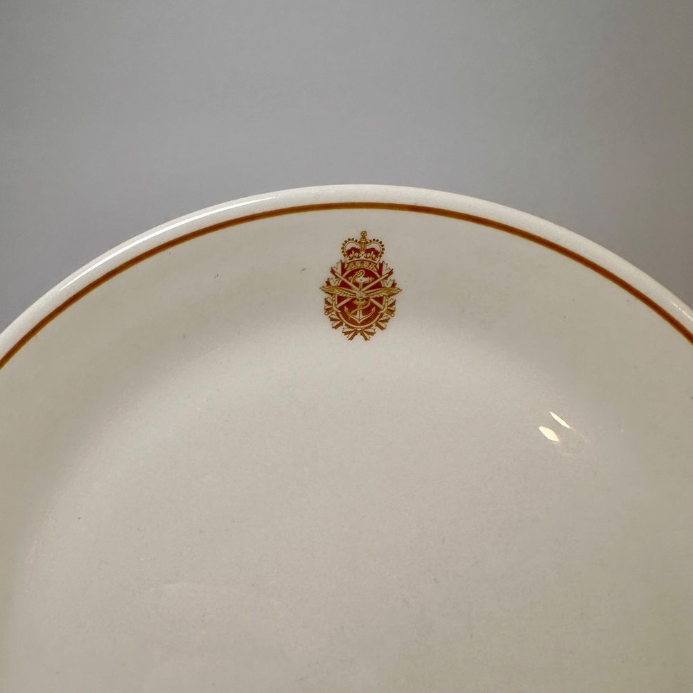Vintage Canadian Military Mess Dinner Plate - Picture 3 of 6